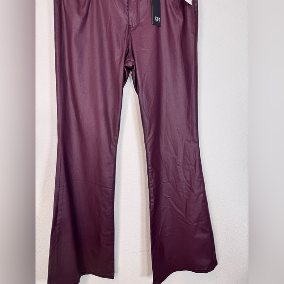 Kut from cloth. High rise fab ab flare. Size 16 - Picture 10 of 17